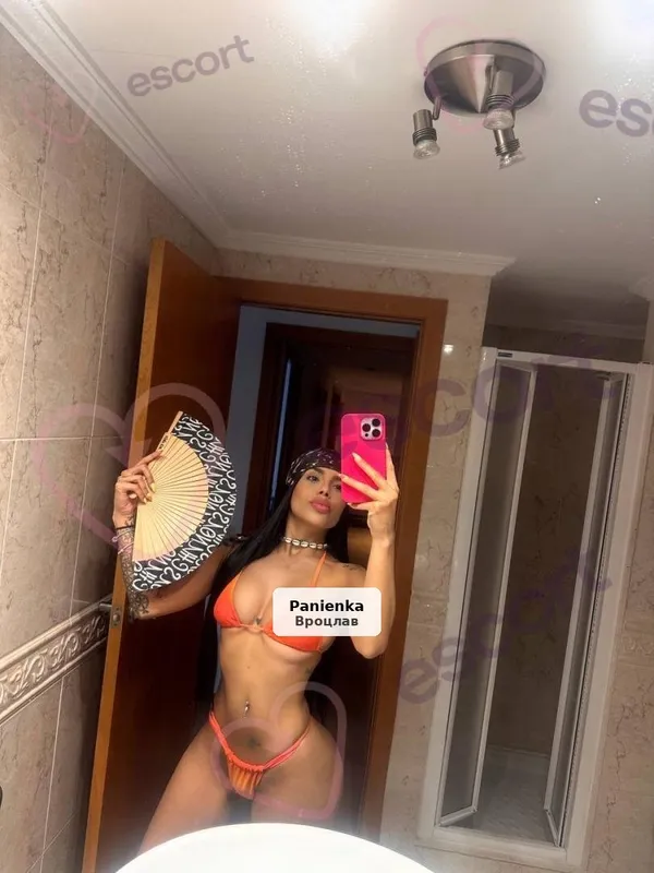 Hot Colombian in Poland - Lintina