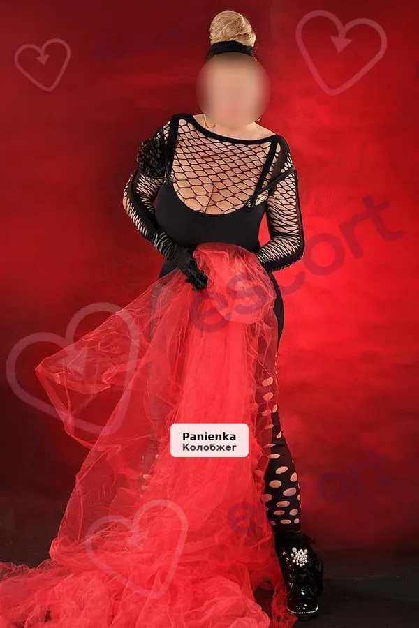 Unique Woman with a Size 10 Bust