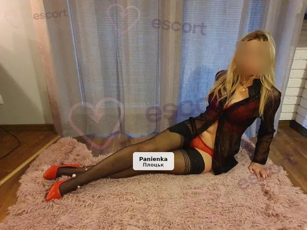 Dojrzałe małżeństwo zaprasza na spotkanie w klimacie cuckold