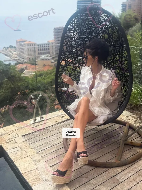 Adriana - meetings with passion