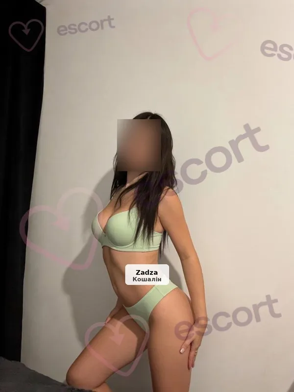 Hot meeting with a young and discreet girl