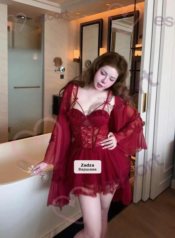 Lisa - Oriental Beauty Invites