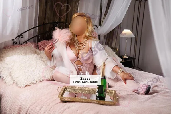Elegancka dojrzała kobieta