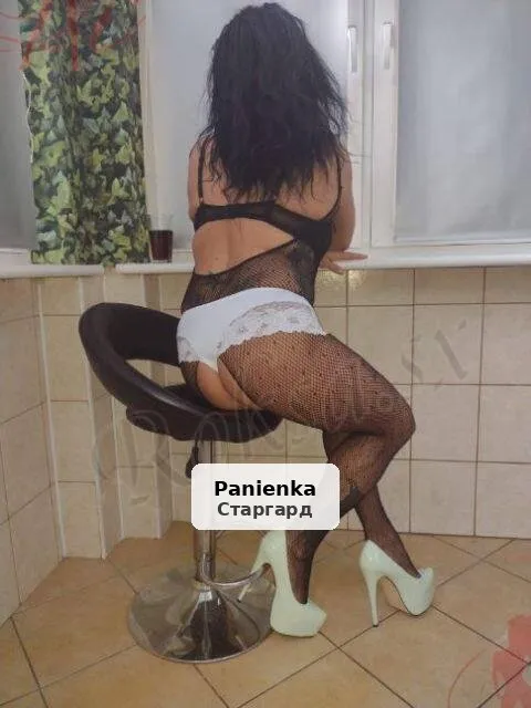Piękna i Zmysłowa Kobieta Zaprasza