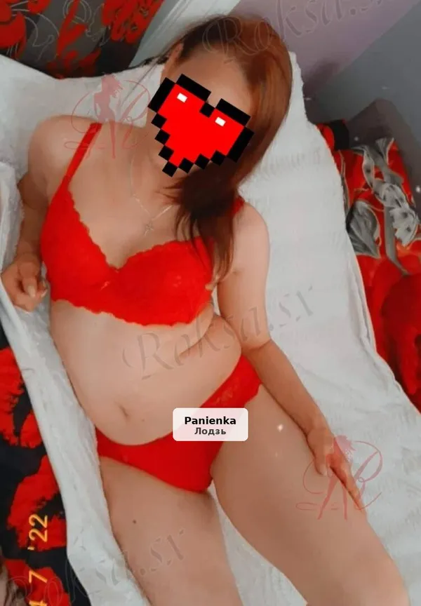 Seks w samochodzie od 21:00 - atrakcyjna 35-latka