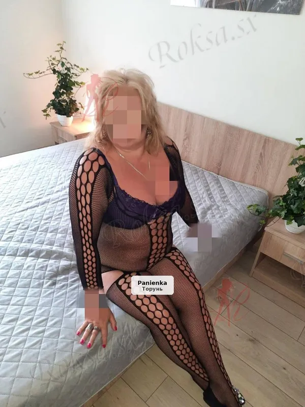 Sexy Blonde - I Love Blowjobs
