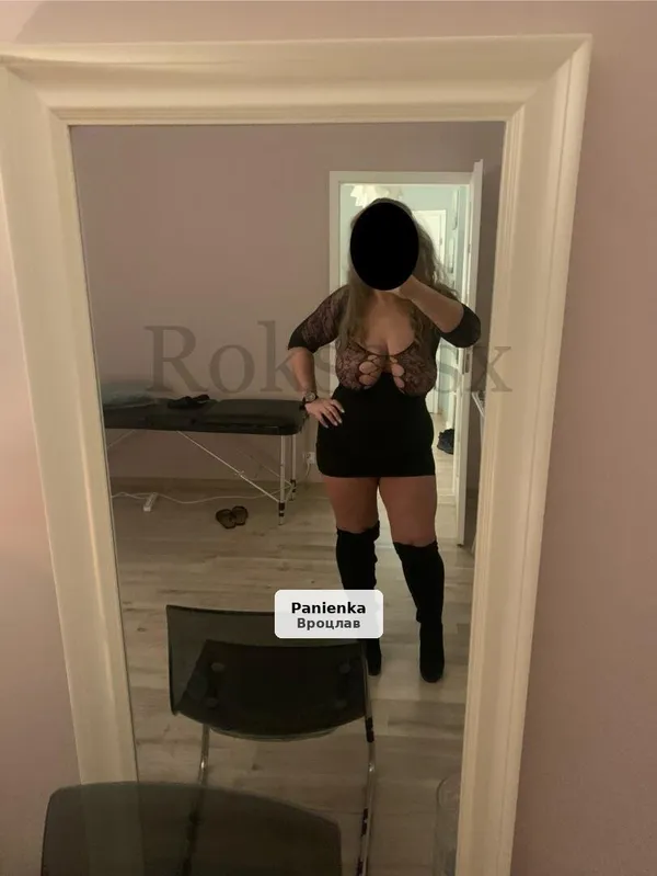 Passionate 31-Year-Old with Curvy Figure