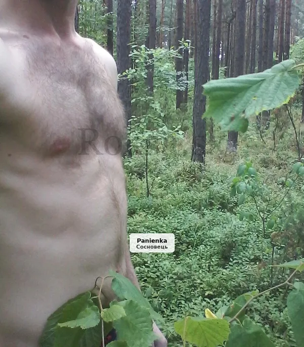 Athletic 33-year-old seeks open-minded woman for shared pleasures