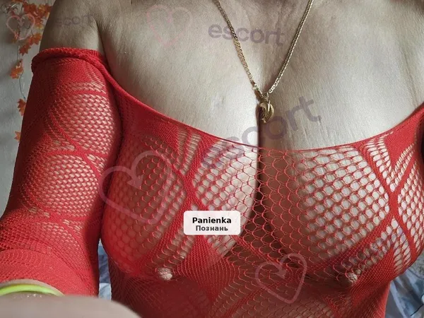 Mature & Discreet - Natural Curves