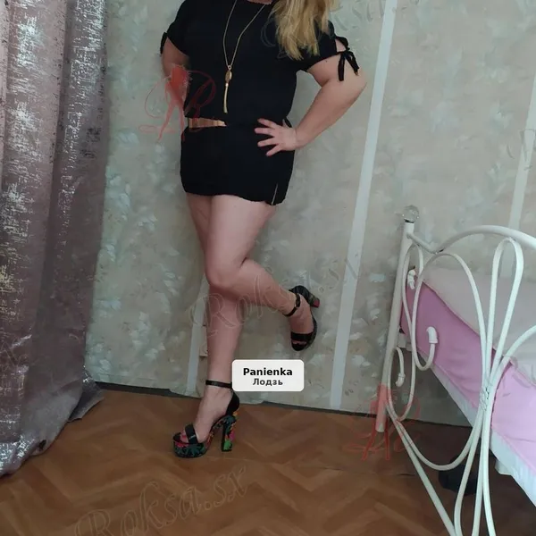 Pola - Charming GFE Experience