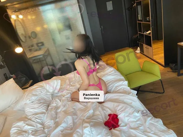 Амелі – Чуттєвий Масаж Honey Tantra та Нуру