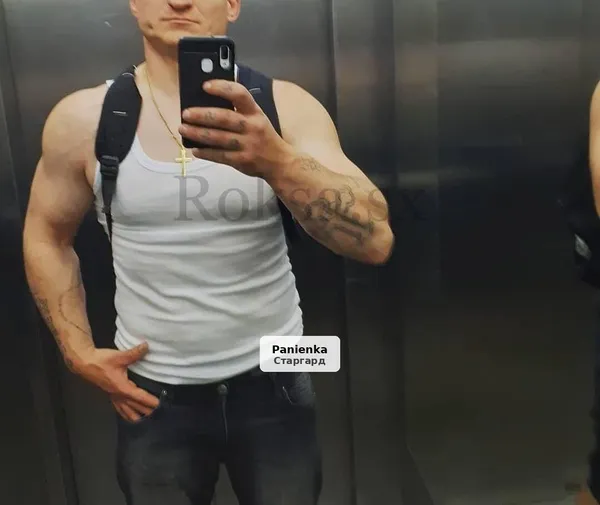 Atrakcyjny brunet dla dojrzałych pań 30+