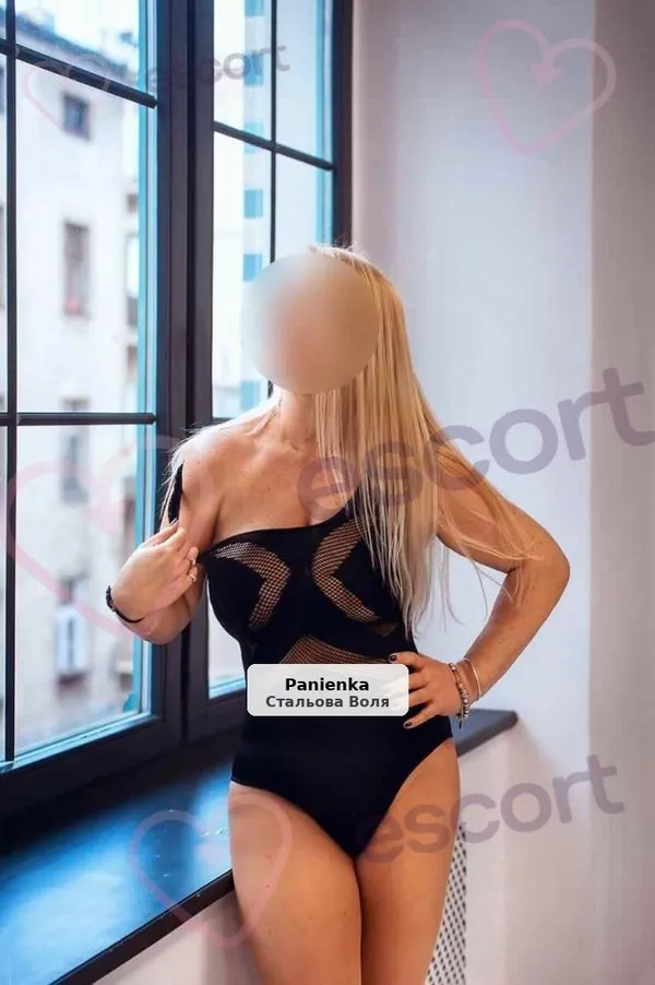 Natural Blonde Alexi – Private Meetings Available