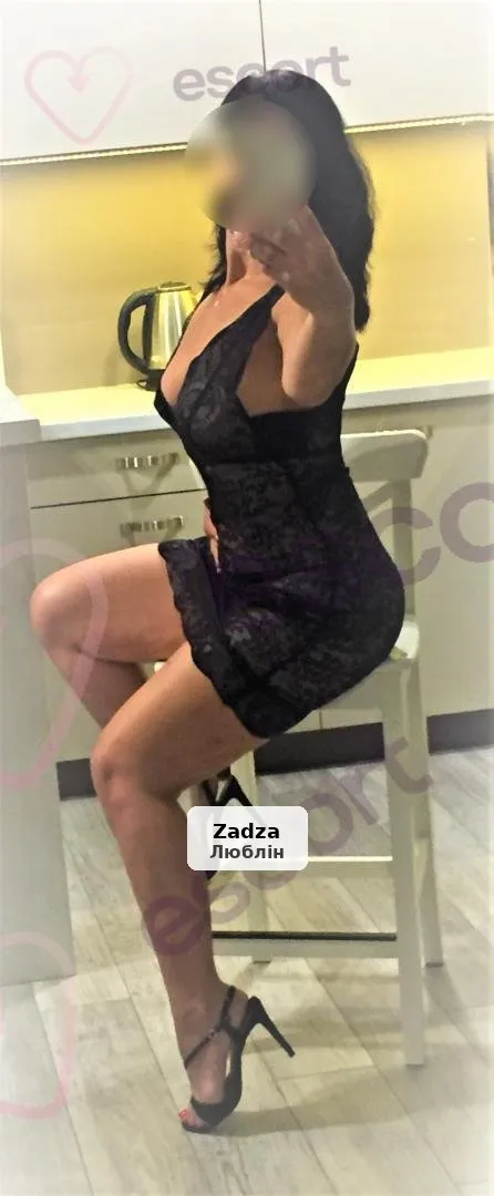 Melani - Beautiful Feet, Footjob, Fetishes & Domination