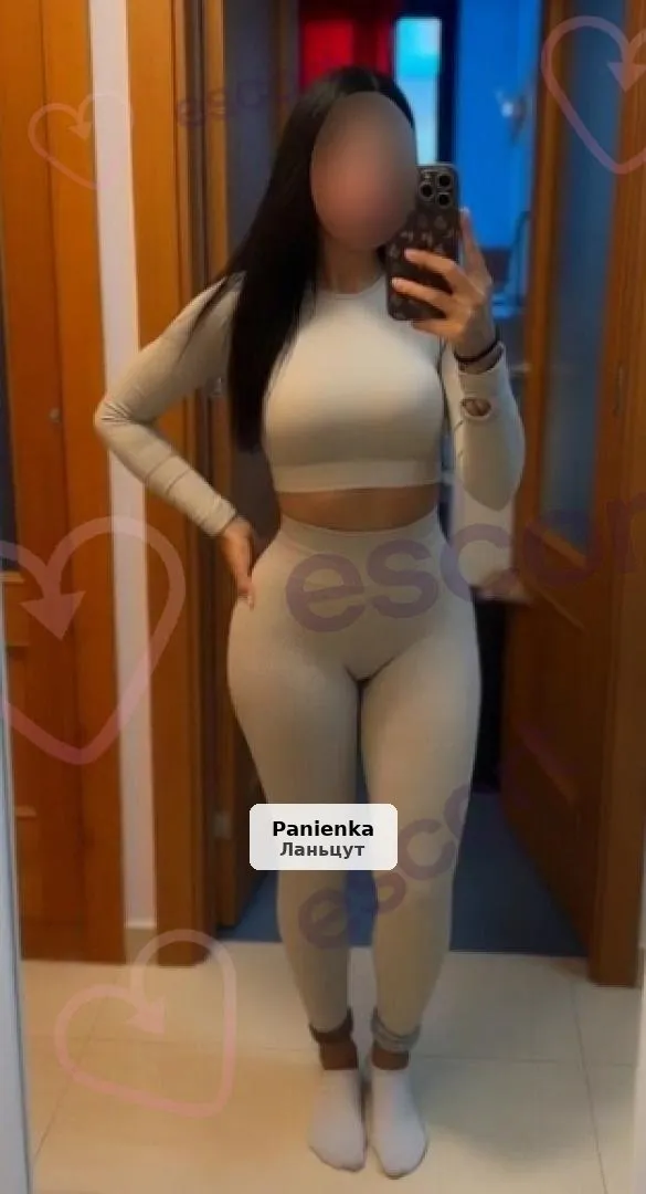Namiętna czarnulka zaprasza