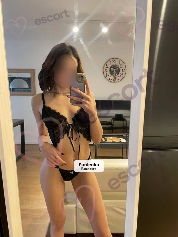 Nicole Petit - I invite you for a pleasant meeting