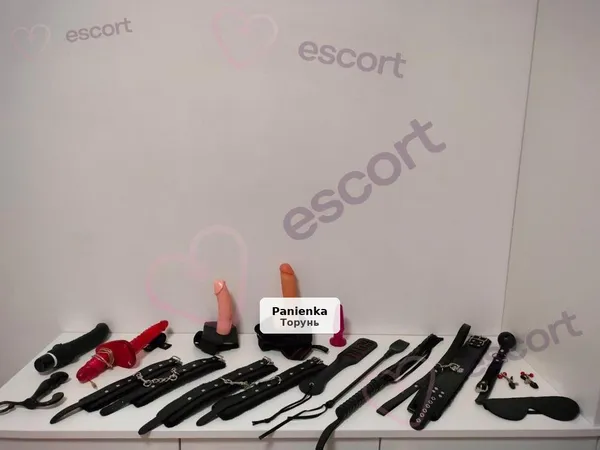 Królowa BDSM: Totalna Dominacja i Poniżenie