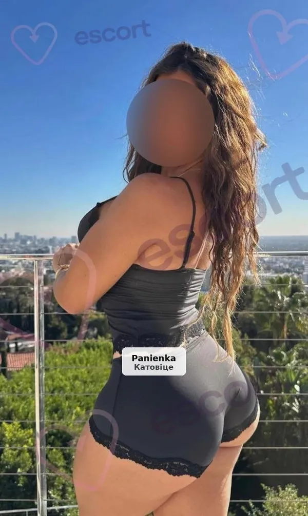 Hot Gosia Invites You
