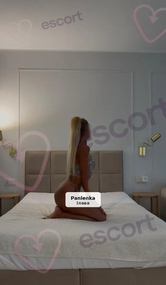 Dojrzała kobieta zaprasza na niezapomniane chwile - 1/3