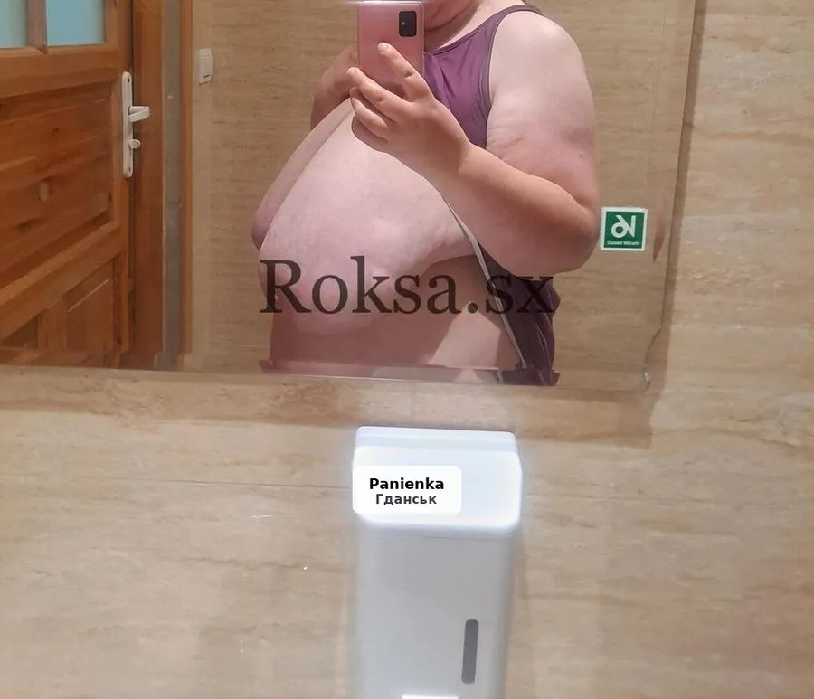 Pregnant Asia seeks pleasant company - 1/2