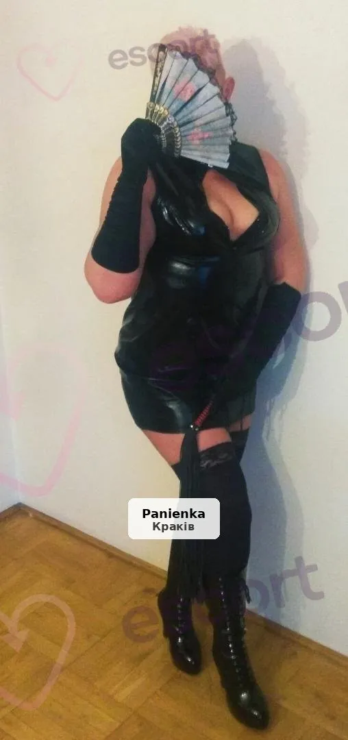 Lady Perfect – profesjonalna sesja BDSM. Ostatnie 4 dni - 1/9