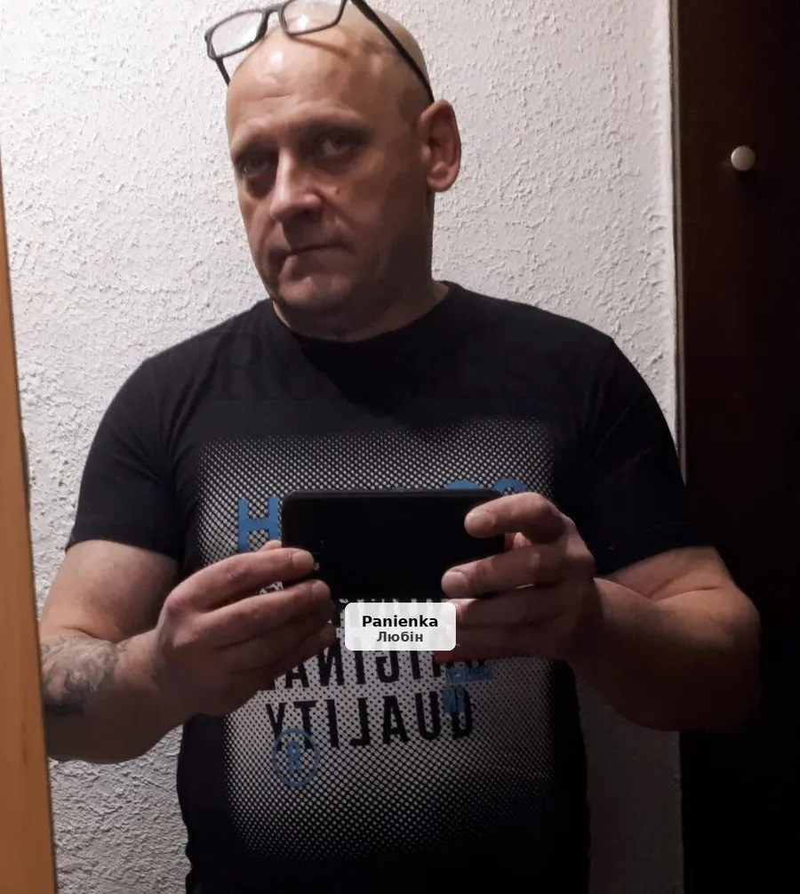 Rozwodnik zaprasza na profesjonalną minetę - 1/1