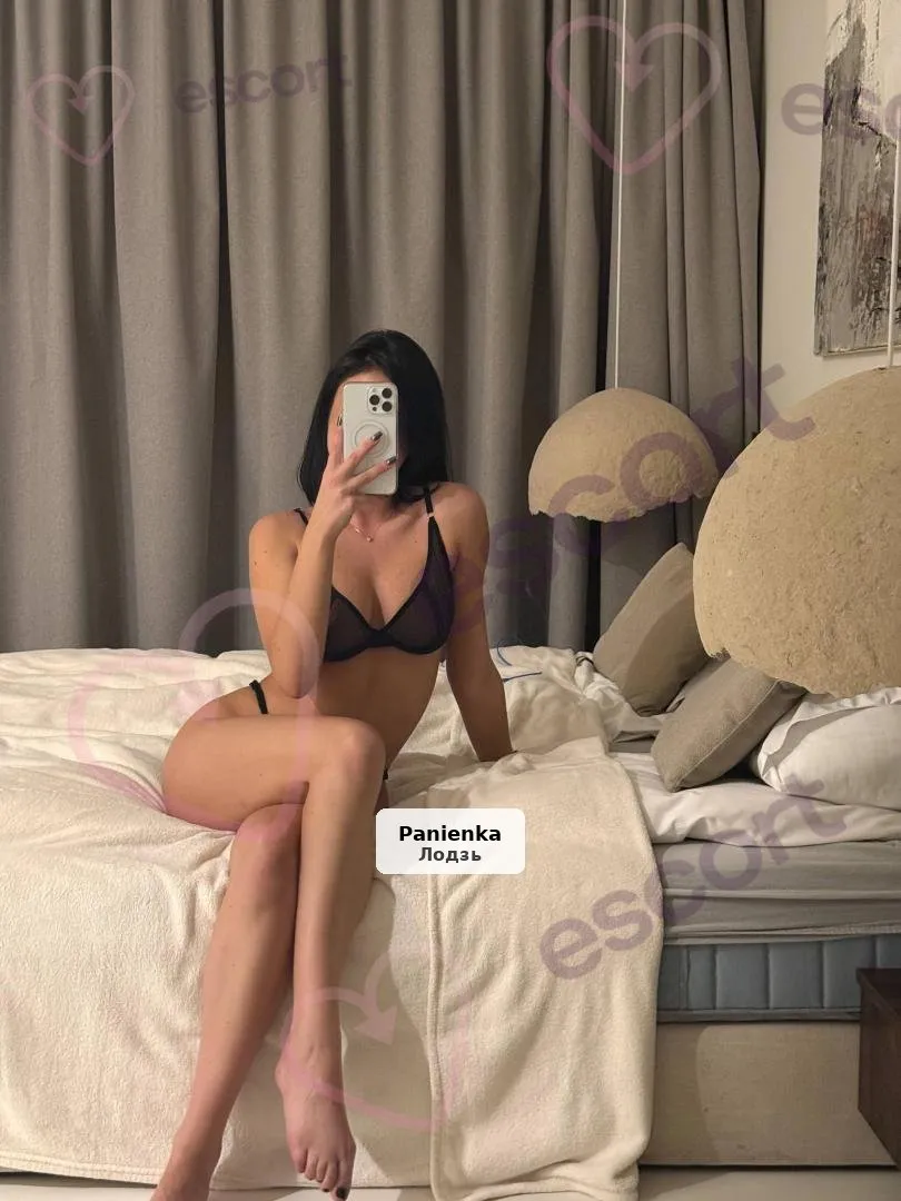 Amelka 19 lat - niezapomniane chwile - 1/4