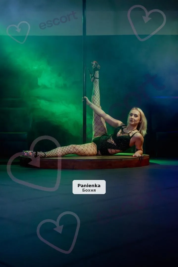 Profesjonalne pokazy striptizu - Cameleon - 1/10