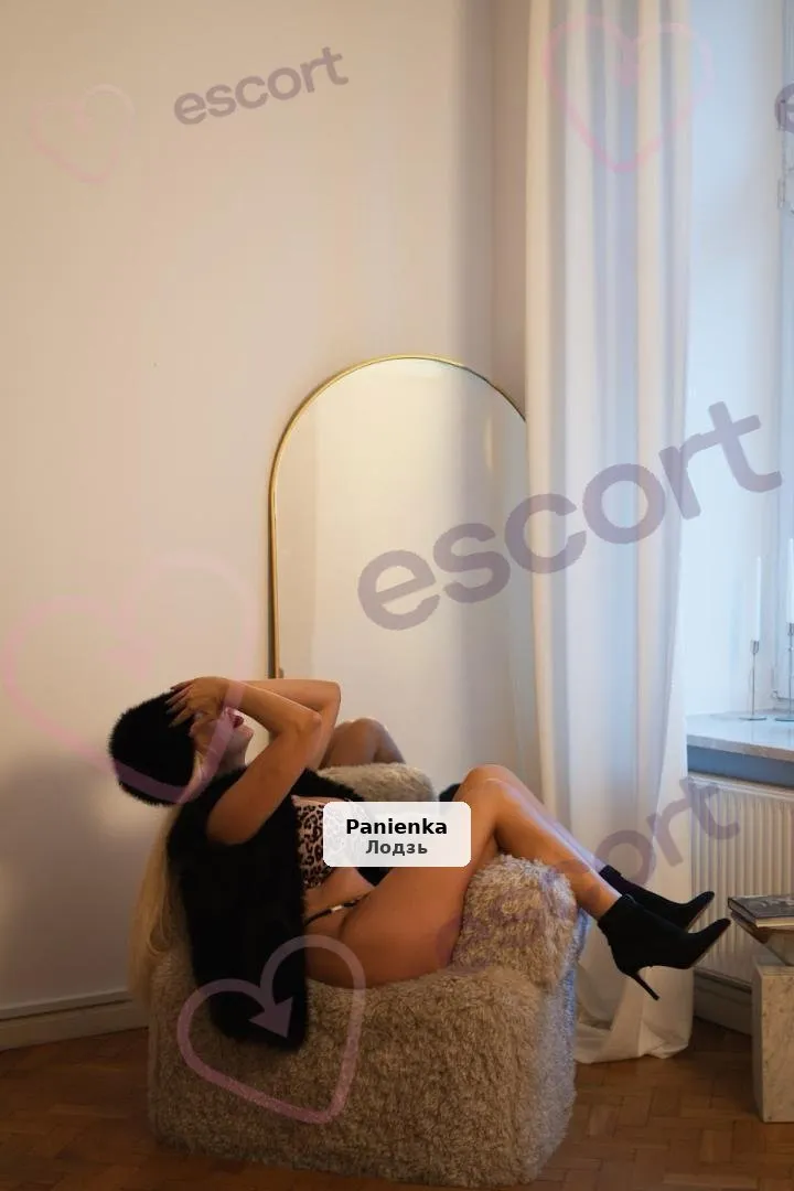 Twoja blondynka - niezapomniane chwile - 1/4