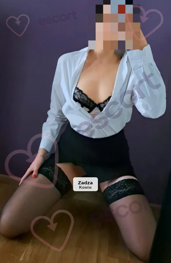 Nowa w mieście – Twoja seksowna sekretarka - 1/6