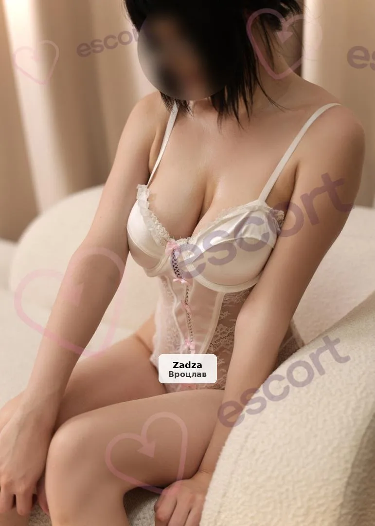 Новая Эмма - чувственная массажистка в Angel Massage - 1/5