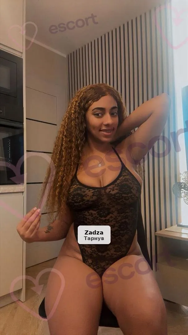 Hot Paula from Dominican Republic - available Sunday - 1/6