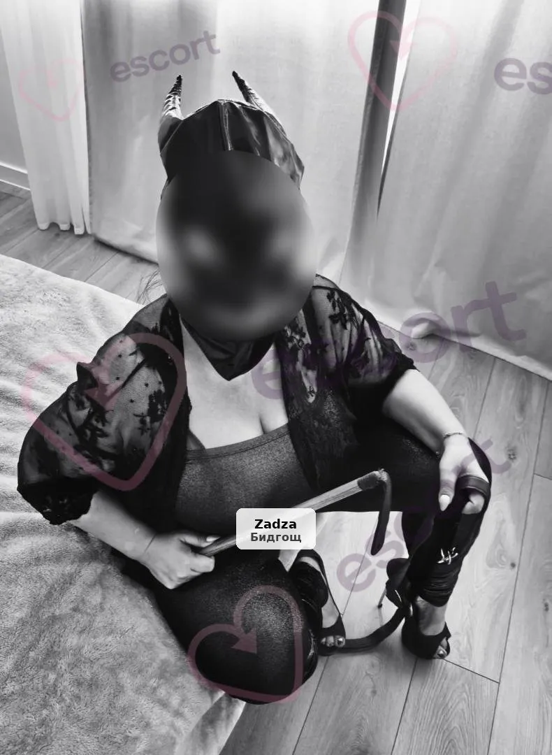 Wyjątkowa i dominująca kobieta zaprasza - 1/10