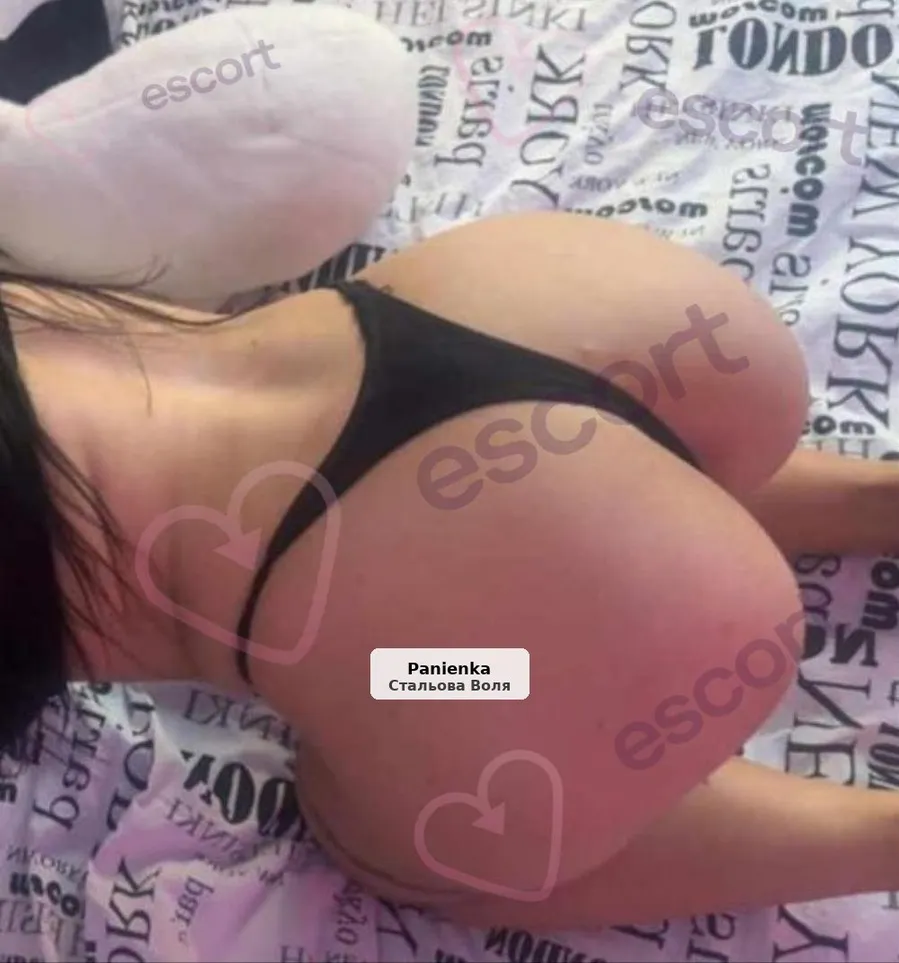 Laura - GFE - 1/10