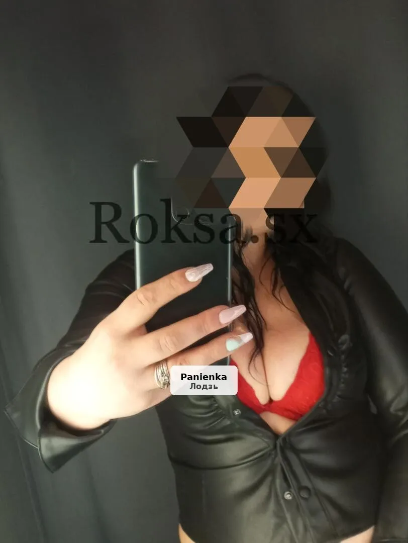 Prywatne spotkania u uroczej kici - 1/4