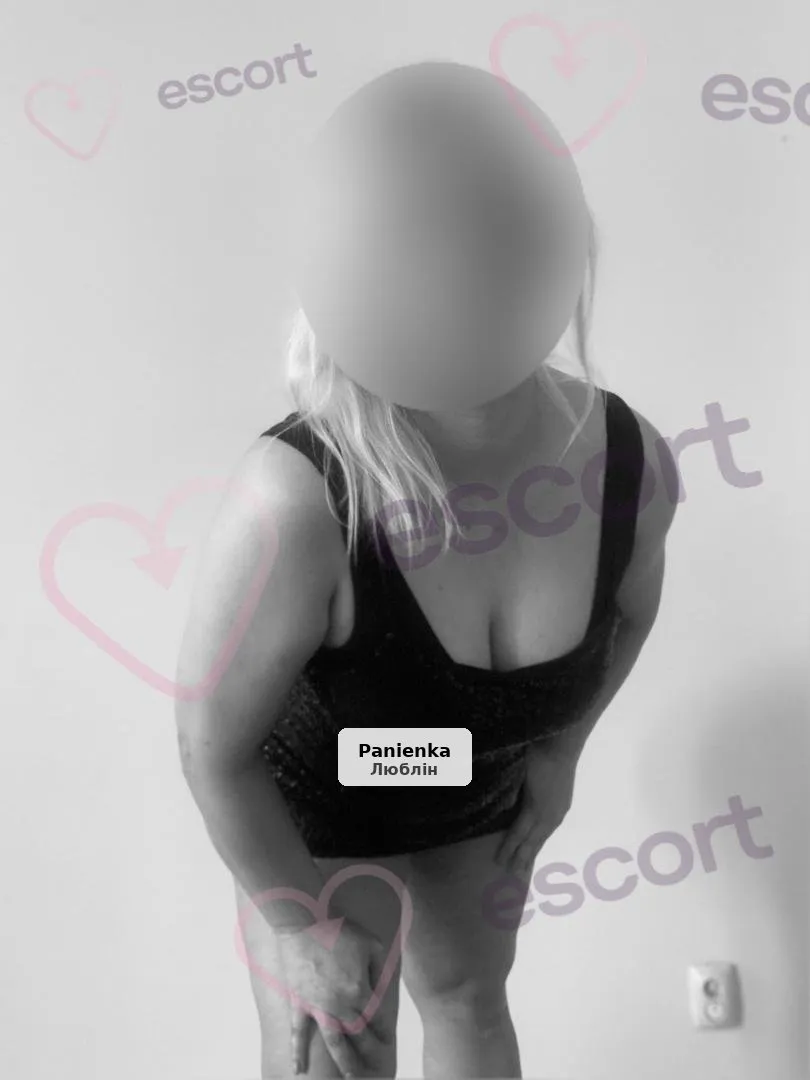 Naturalna Blondynka – Prywatne Spotkania - 1/5
