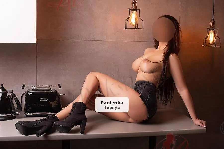 Namiętna i kusząca Klara - 1/4