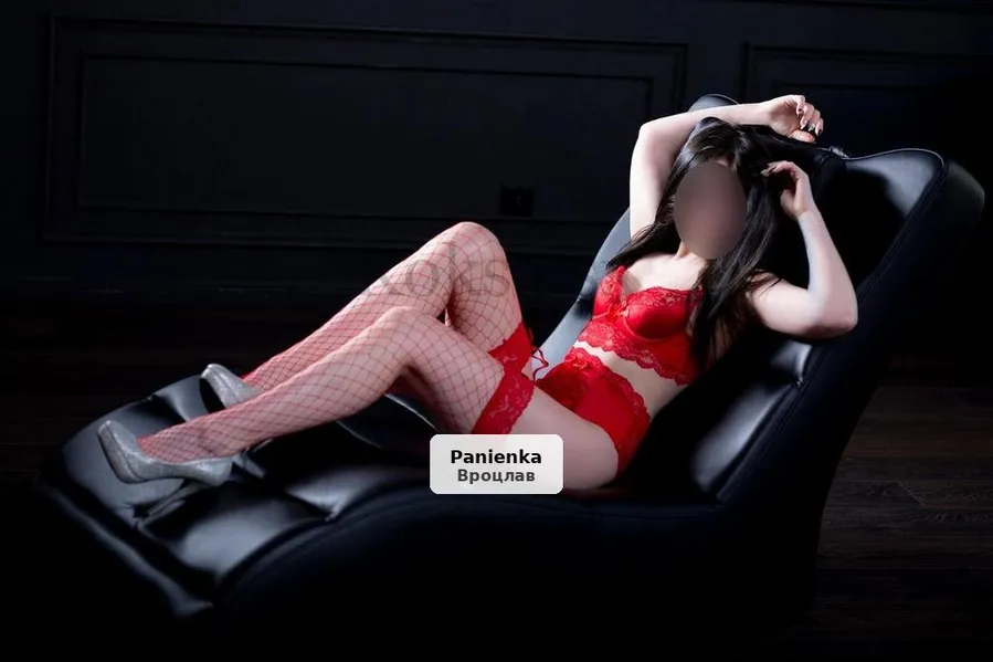 Karolina - Sensualny masaż Nuru i Tantra blisko centrum - 1/4