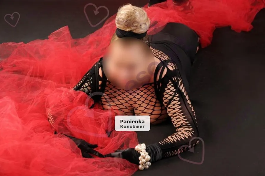 Dojrzała Kobieta z Naturalnym Rozmiarem 10 – Królowa Francuza i Głębokie Gardło - 1/3