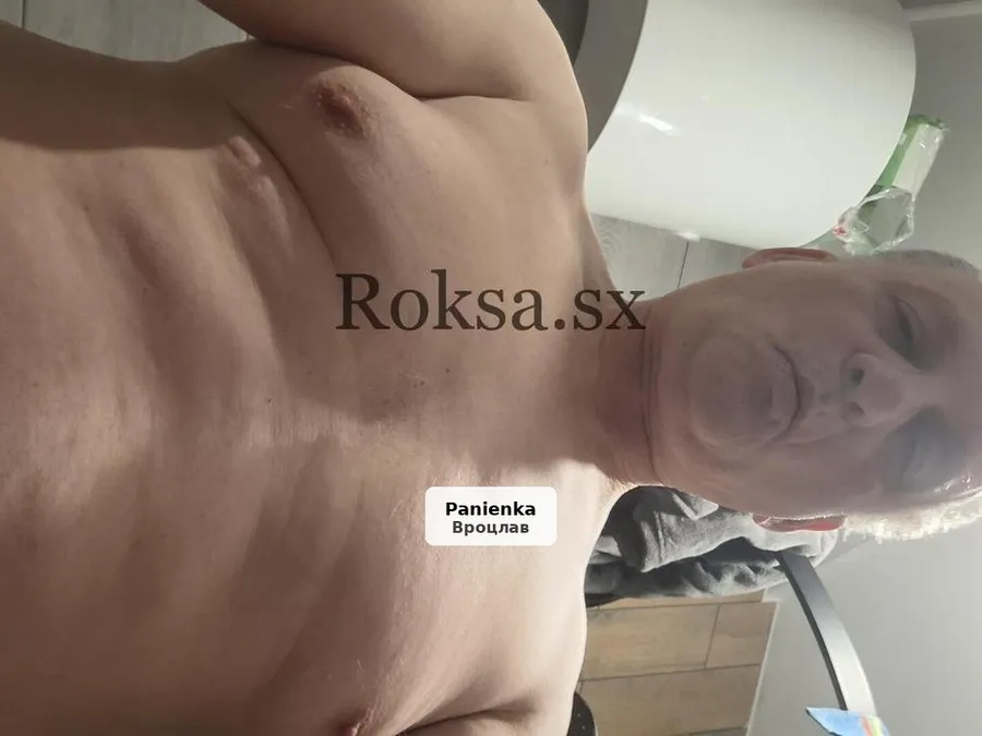 Atrakcyjny 53-latek szuka stabilnej relacji ze sponsorem - 1/3
