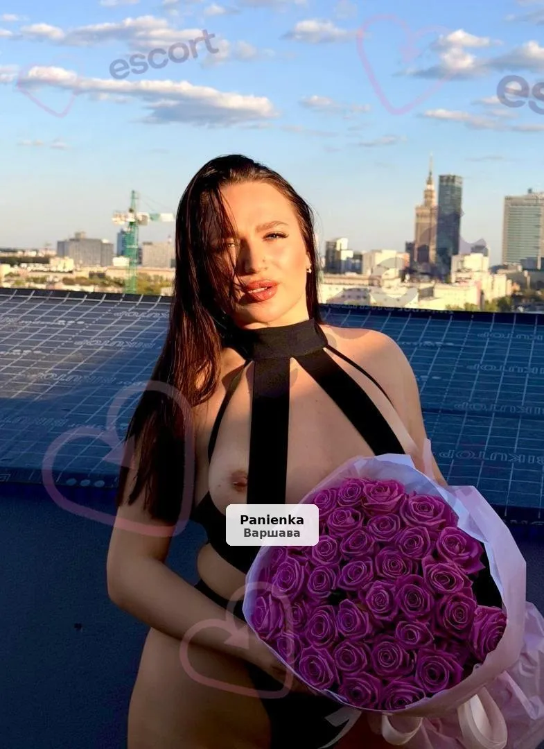 Sabrina Sky - Niezapomniany masaż Nuru - 1/5