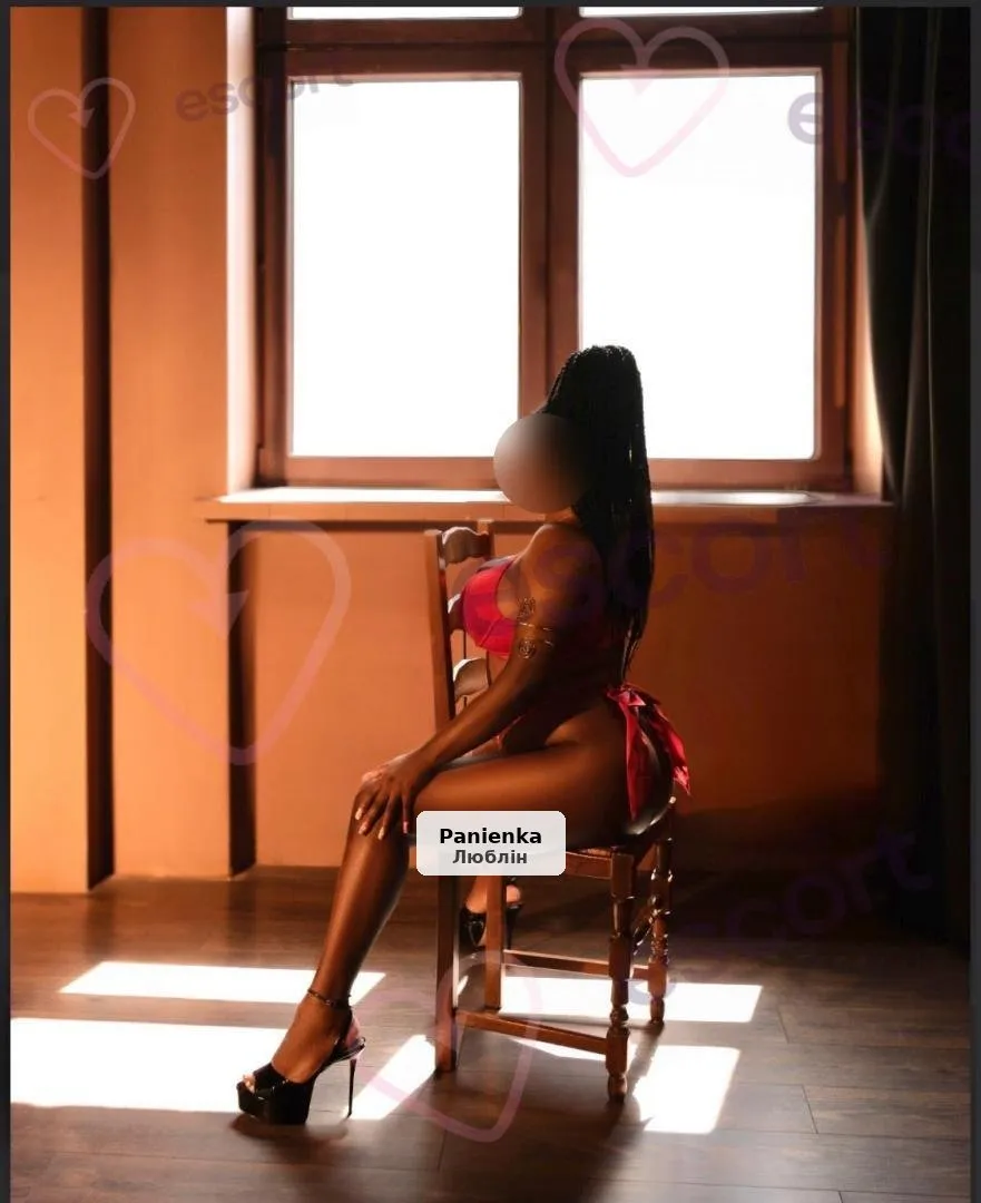 Naomi - Zmysłowy Masaż Nuru i Tantra - 1/2