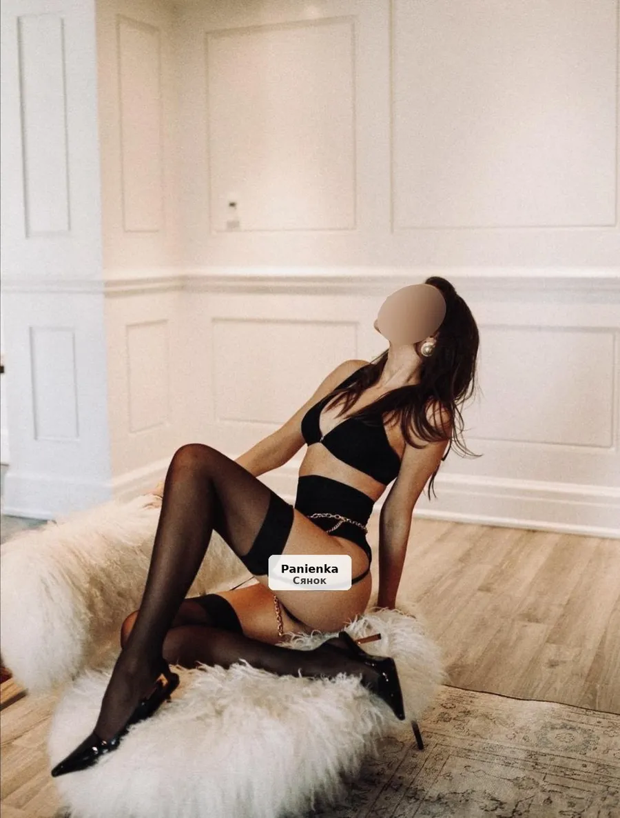 Emilia Exclusive Escort - Spotkania na najwyższym poziomie - 1/3