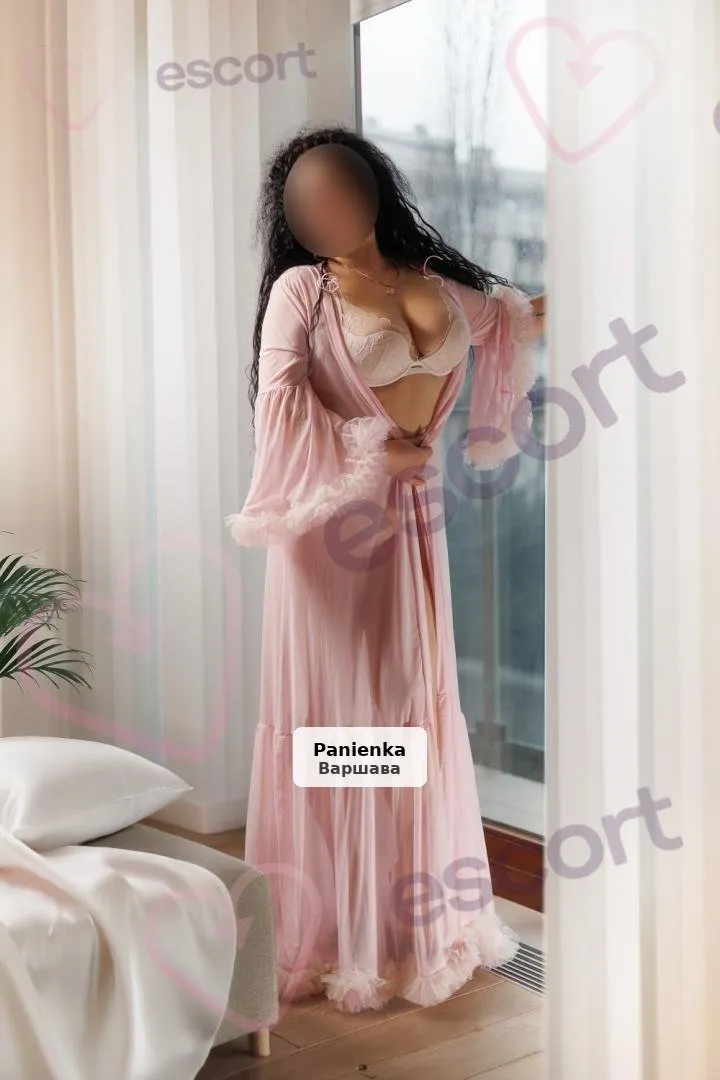 Gorąca i Namiętna Lady Czeka - 1/3