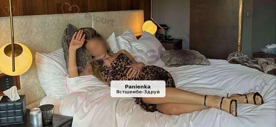 Kornelia – 24 lata: Dyskretne spotkania i zabawa online - 1/3