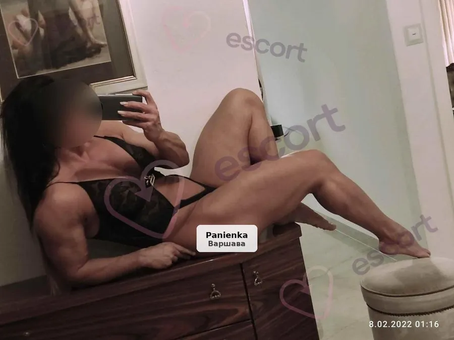 Wytrenowana i atrakcyjna kochanka Fitness - 1/7