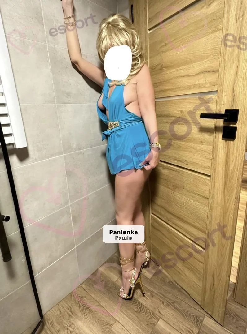 Sofia – Czuła i Dyskretna Blondynka - 1/3