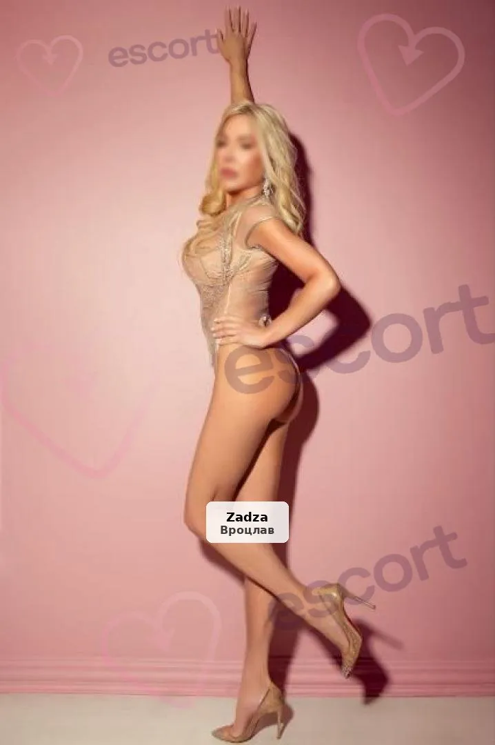 Isabella - Top Class Escort - 1/5