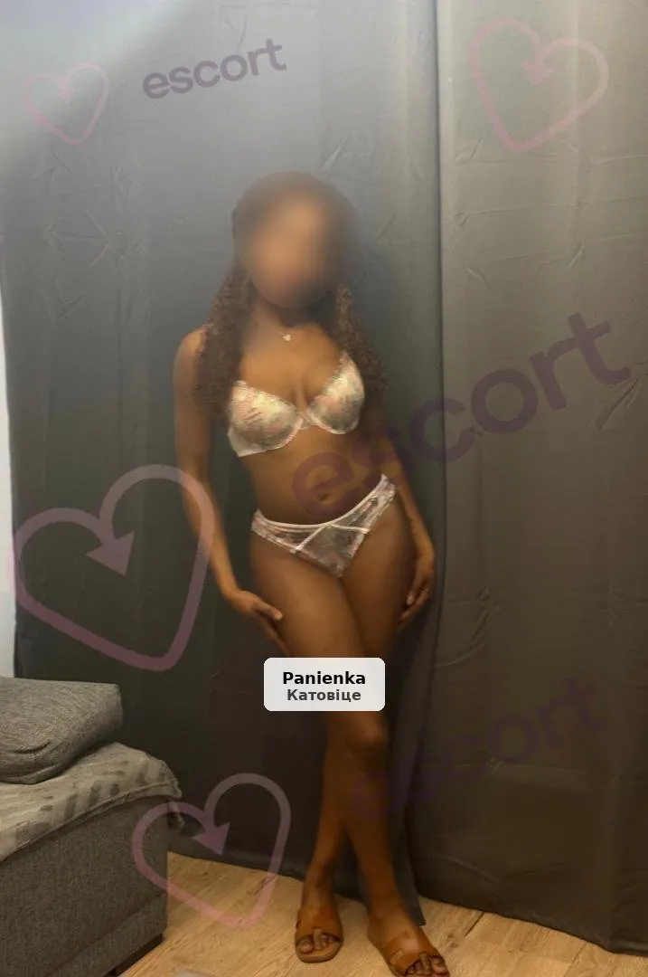 Asia – Wyjątkowe spotkania w klimacie Girlfriend Experience - 1/3