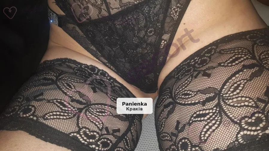 Surowa i władcza Domina - lekcje pokory i tresura - 1/7